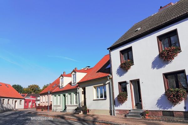 Ehem. Hofstelle - ein Fall für den Naturliebhaber